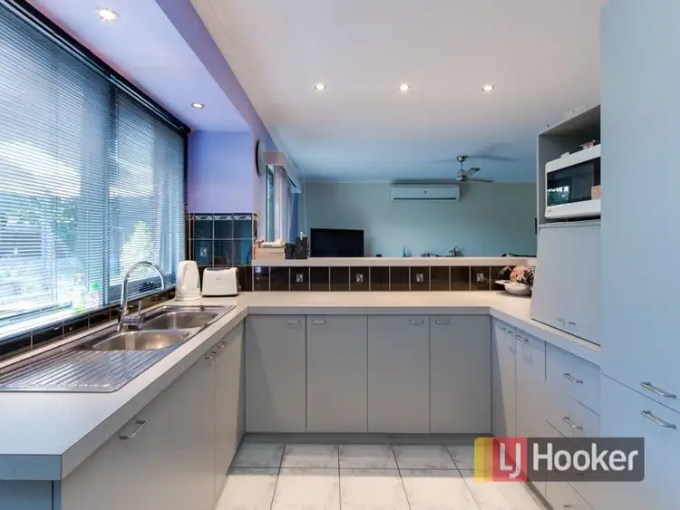 Fourth view of Homely house listing, 14 Harwood Court, Berwick VIC 3806