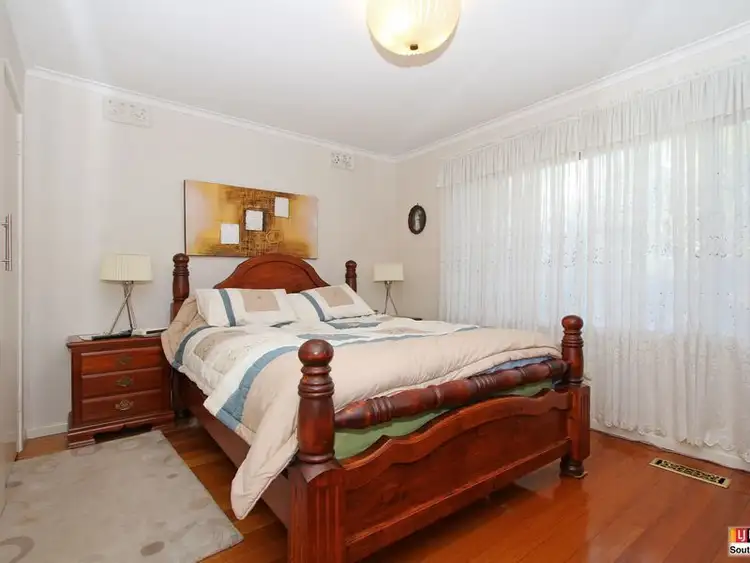 Sixth view of Homely house listing, 8 Burwood Court, Thomastown VIC 3074