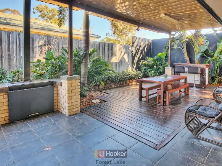 10 Hannam Crescent, Forest Lake QLD 4078
