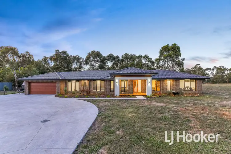 21B Meeking Drive, Pakenham VIC 3810