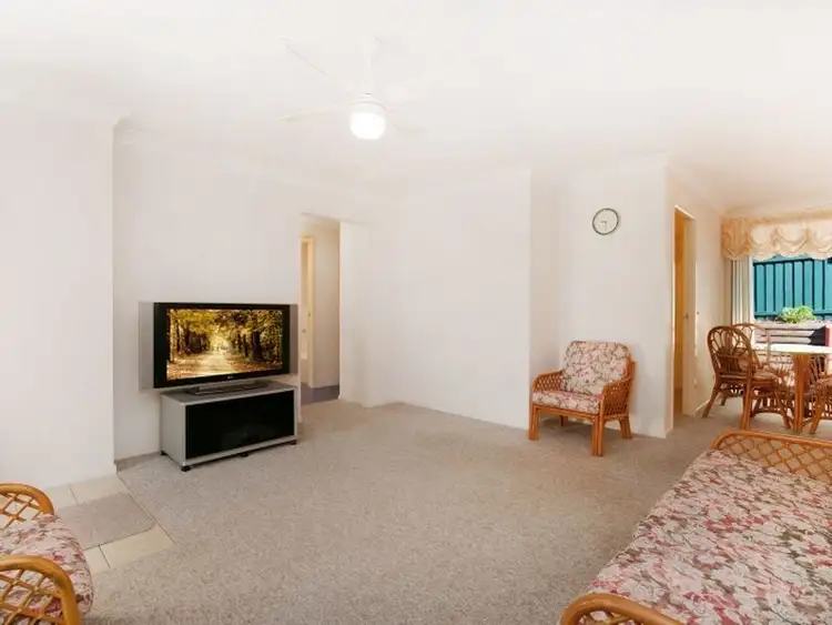 Third view of Homely villa listing, 2/7 King Street, Ourimbah NSW 2258