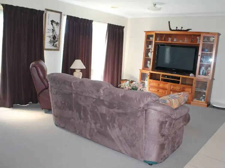 Fourth view of Homely house listing, 11 Mistana Court, Bairnsdale VIC 3875