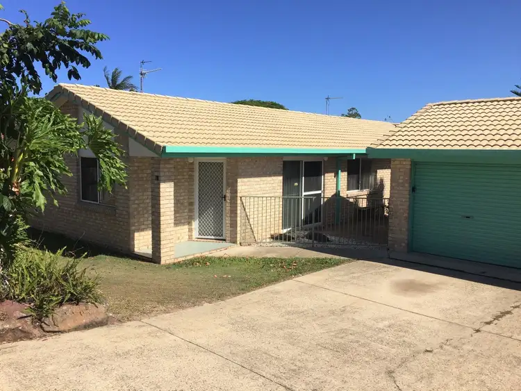 1/14 Annette Court, Labrador QLD 4215