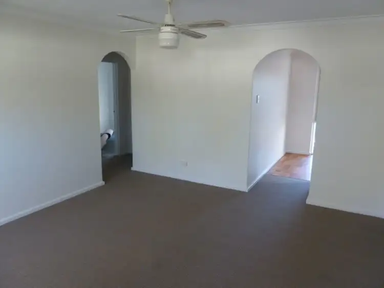 Second view of Homely unit listing, 4/5 Colby Way, Thornlie WA 6108