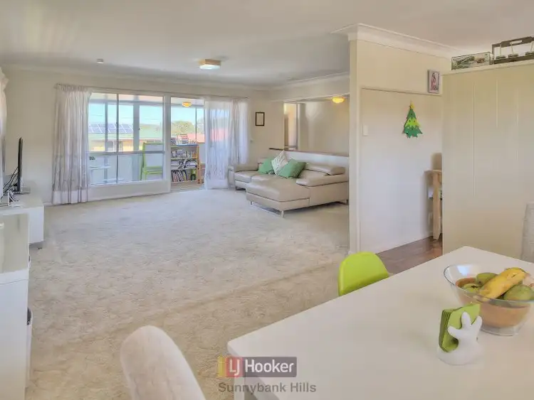 Fifth view of Homely house listing, 18 Tandanya Street, Mansfield QLD 4122