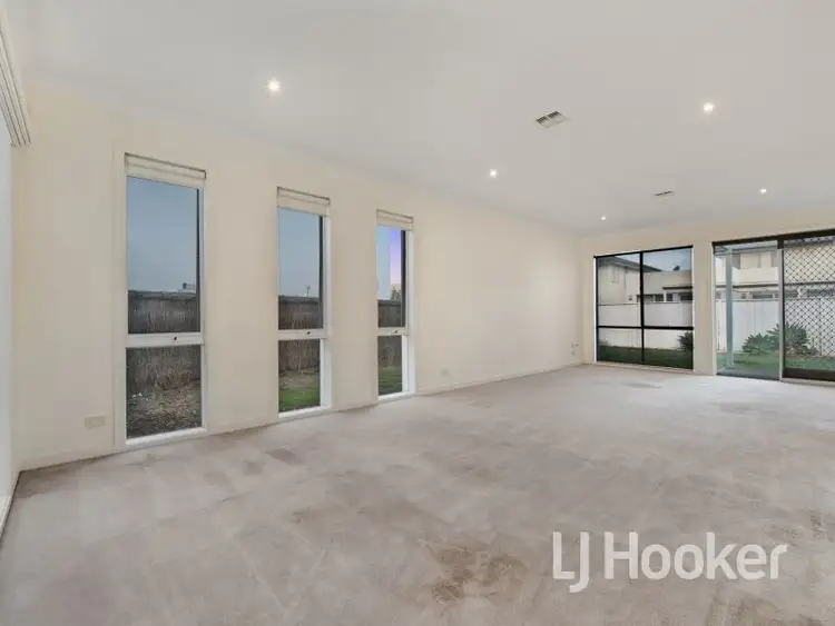 Fourth view of Homely house listing, 3 Signature Boulevard, Sanctuary Lakes VIC 3030