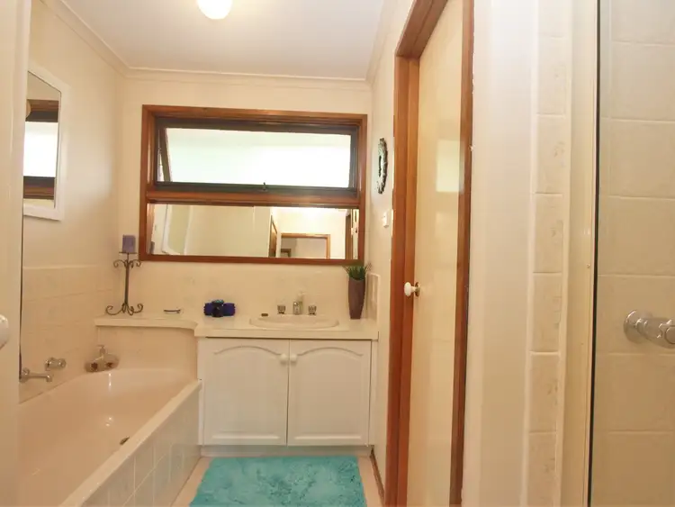 Sixth view of Homely house listing, 17 Samantha Court, Frankston VIC 3199