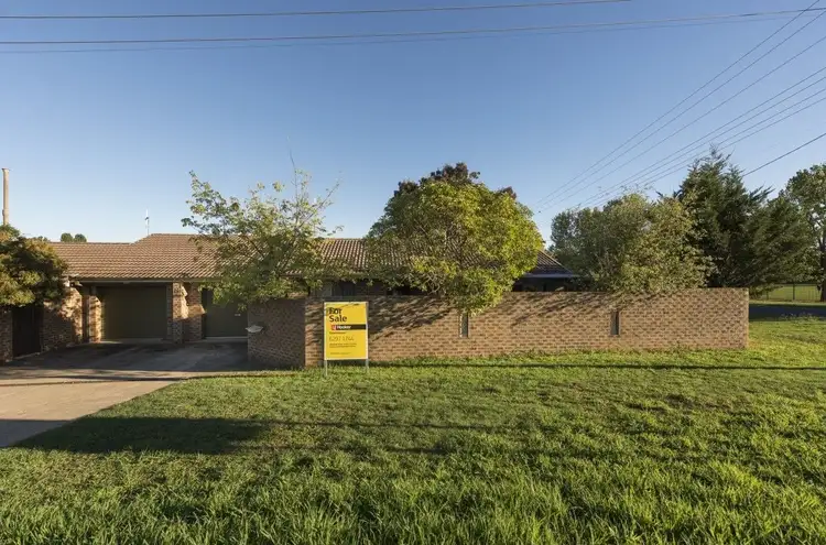 Main view of Homely townhouse listing, 1/8 Mowatt Street, Queanbeyan NSW 2620
