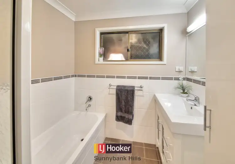 Fifth view of Homely house listing, 15 Romeo Court, Sunnybank Hills QLD 4109