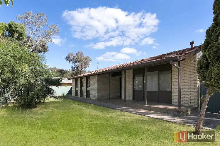 8 Farr Court, Para Hills West SA 5096