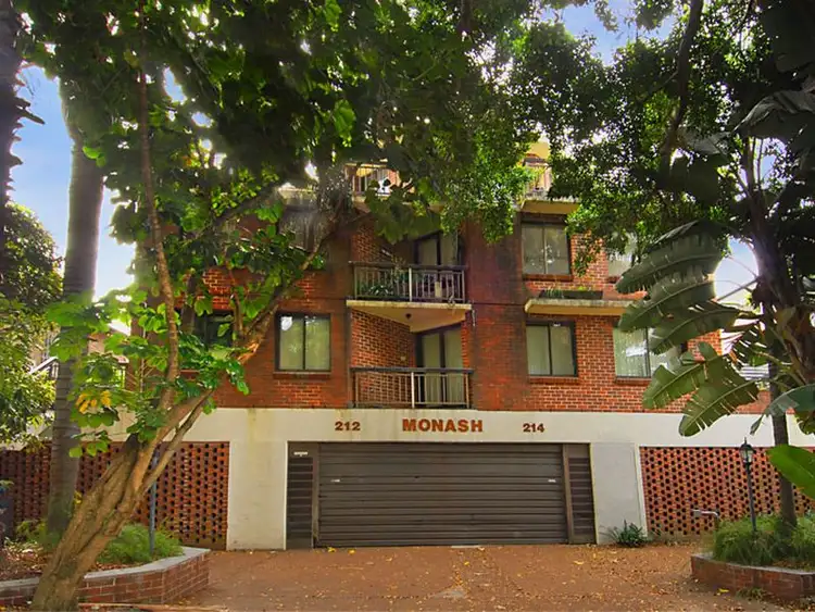 Third view of Homely apartment listing, 6/212-214 Old South Head Road, Bellevue Hill NSW 2023