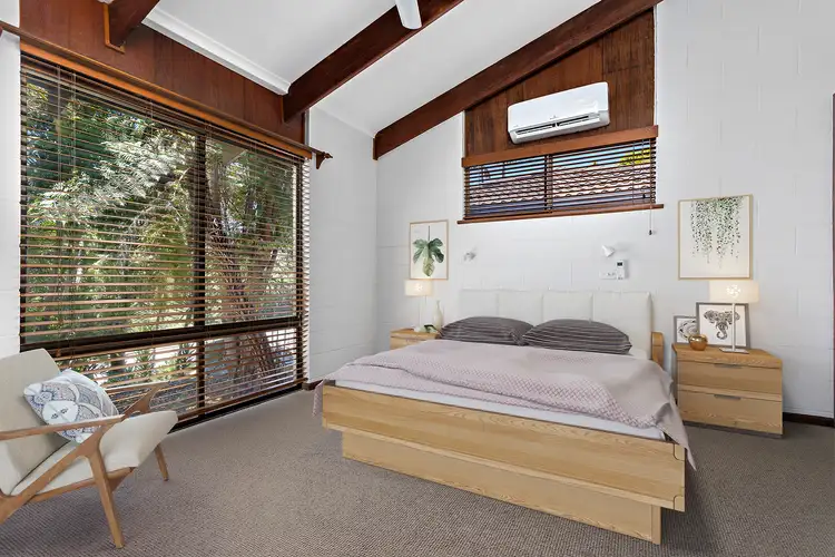 Fourth view of Homely house listing, 10 Merinda Avenue, Sapphire Beach NSW 2450