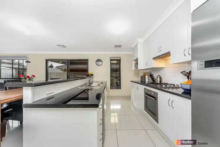 Second view of Homely house listing, 6 Curnow Court, Evanston Park SA 5116