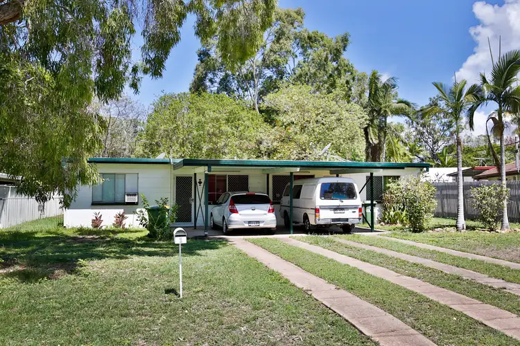 68 Coates Street, Mount Louisa QLD 4814