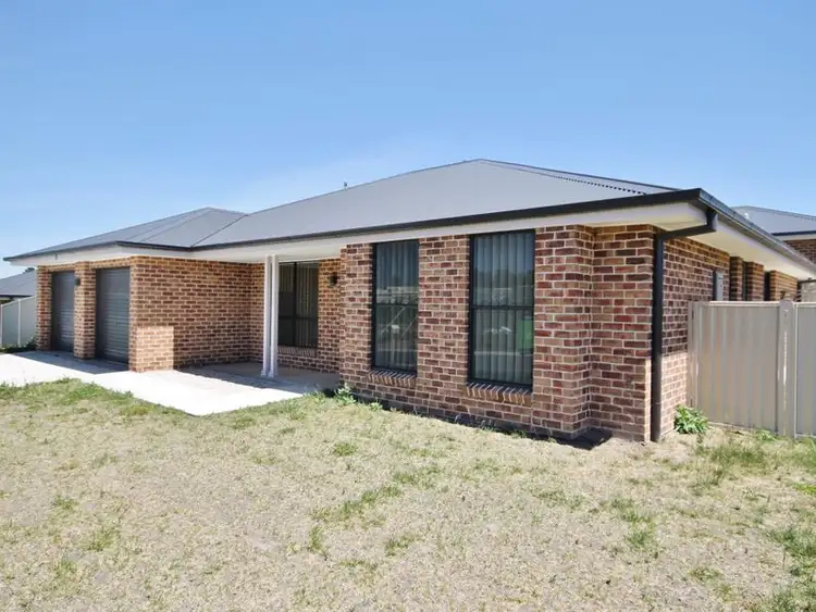 12 Amber Close, Kelso NSW 2795