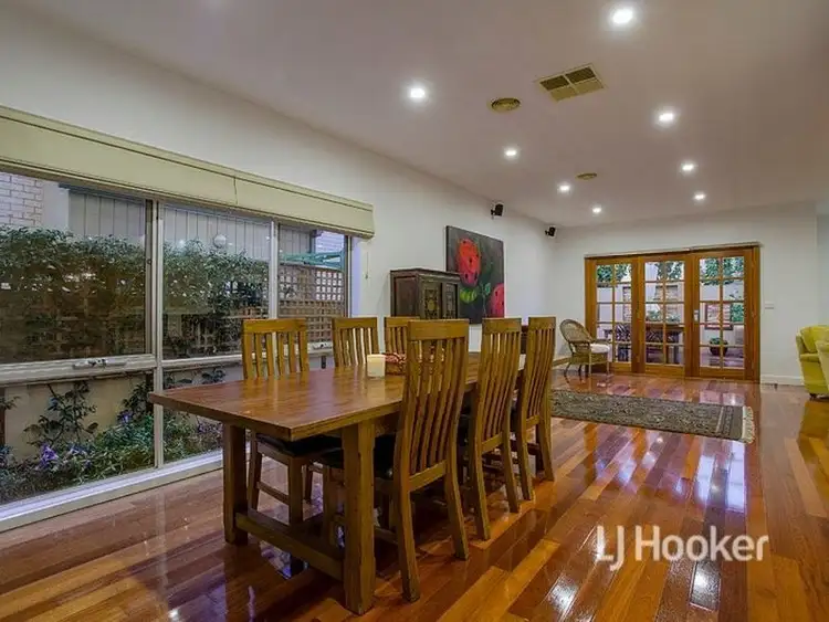 Fifth view of Homely house listing, 10 Freshwater Point, Sanctuary Lakes VIC 3030