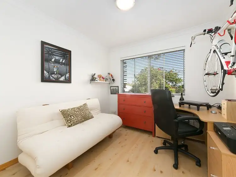 Seventh view of Homely unit listing, 2/22 Princess Street, Fairfield QLD 4103