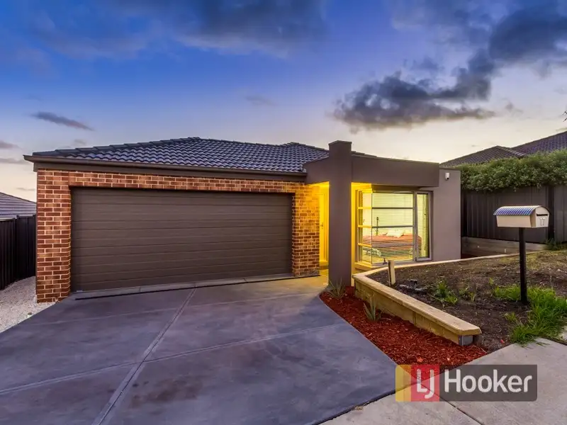 Main view of Homely house listing, 17 Tahoe Circuit, Pakenham VIC 3810