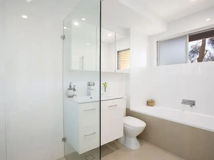 Fifth view of Homely unit listing, 4/40-42 Cassia Street, Dee Why NSW 2099