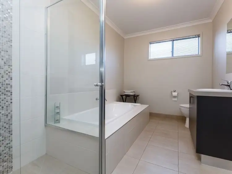 Fourth view of Homely unit listing, 4/14-18 Darling Street, Sale VIC 3850