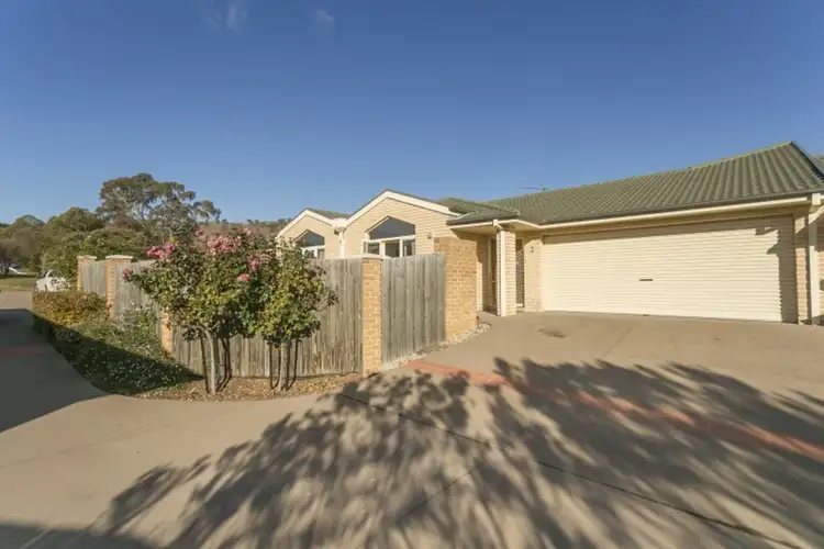 3/48 Betty Maloney Crescent, Banks ACT 2906