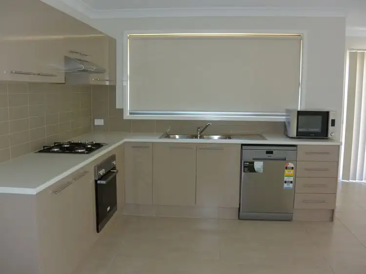 Second view of Homely house listing, 5 Dell Close, Hamlyn Terrace NSW 2259