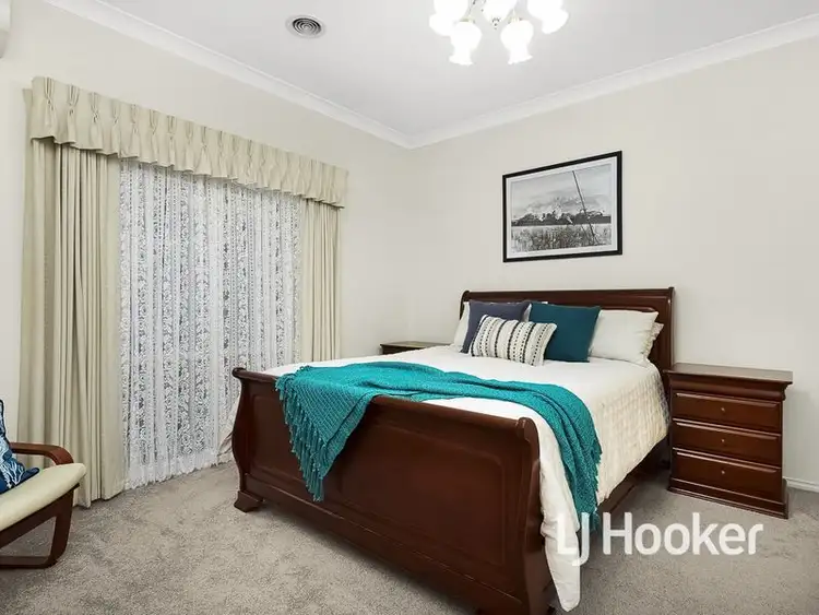 Sixth view of Homely house listing, 5 Cliveden Court, Seabrook VIC 3028