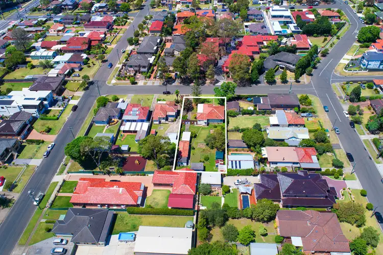 Second view of Homely house listing, 10 Currong Street, South Wentworthville NSW 2145