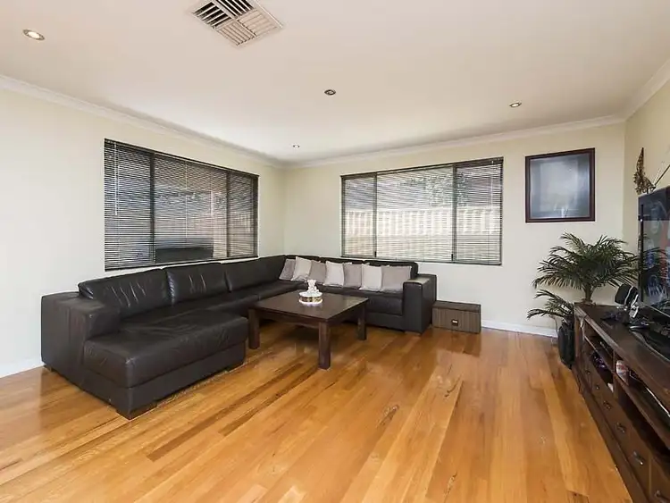 Fifth view of Homely house listing, 7 Range Court, High Wycombe WA 6057