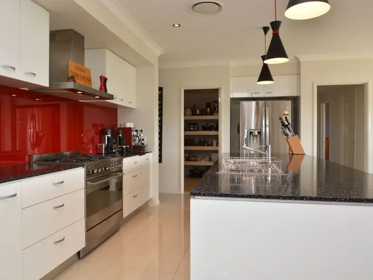 Fifth view of Homely house listing, 2 Stockyard Close, Lochinvar NSW 2321