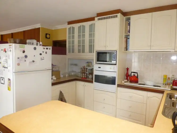 Fifth view of Homely house listing, 17 Parkside Drive, Thornlie WA 6108