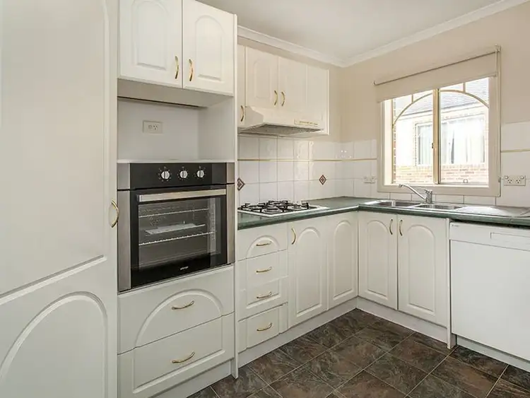 Fourth view of Homely house listing, 2/15 Cambridge Road, Mooroolbark VIC 3138