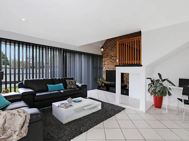 Sixth view of Homely house listing, 2/4 Curtin Close, Raymond Terrace NSW 2324