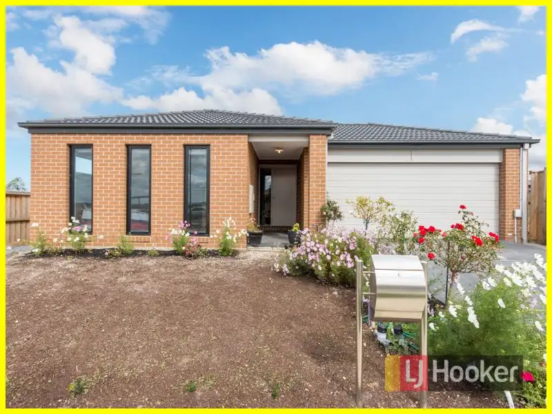 Main view of Homely house listing, 68 Mickleham Drive, Cranbourne North VIC 3977