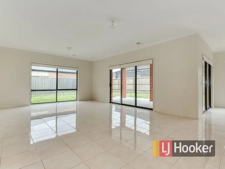 Fifth view of Homely house listing, 34 Flinders Park Drive, Officer VIC 3809