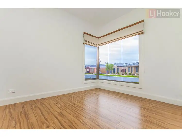 Third view of Homely house listing, 60 Biltmore Crescent, Roxburgh Park VIC 3064