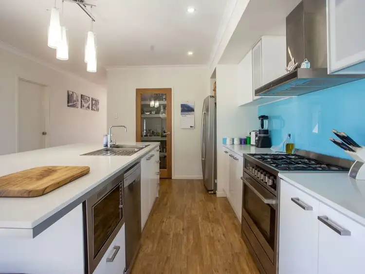 Fifth view of Homely house listing, 6 Fowler Court, Kensington Grove QLD 4341