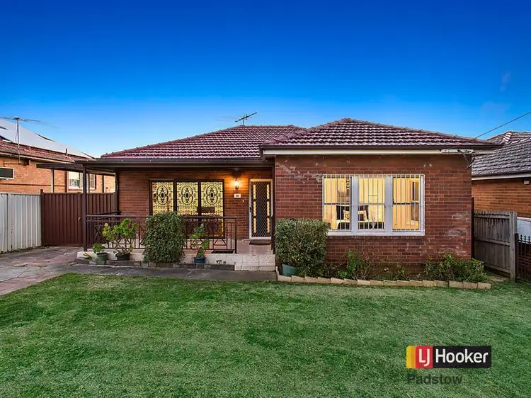 38 Carson Street, Panania NSW 2213