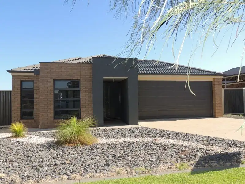 Main view of Homely house listing, 4 Cassia Way, Swan Hill VIC 3585
