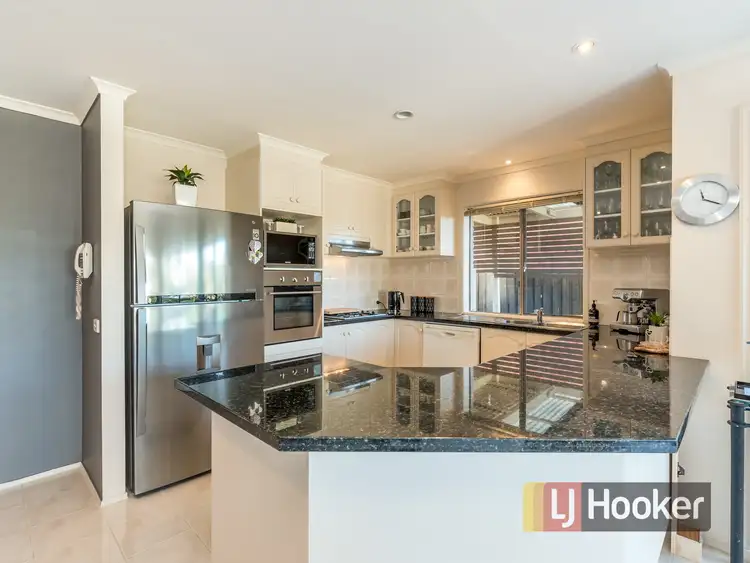 Sixth view of Homely house listing, 17 Renee Avenue, Endeavour Hills VIC 3802