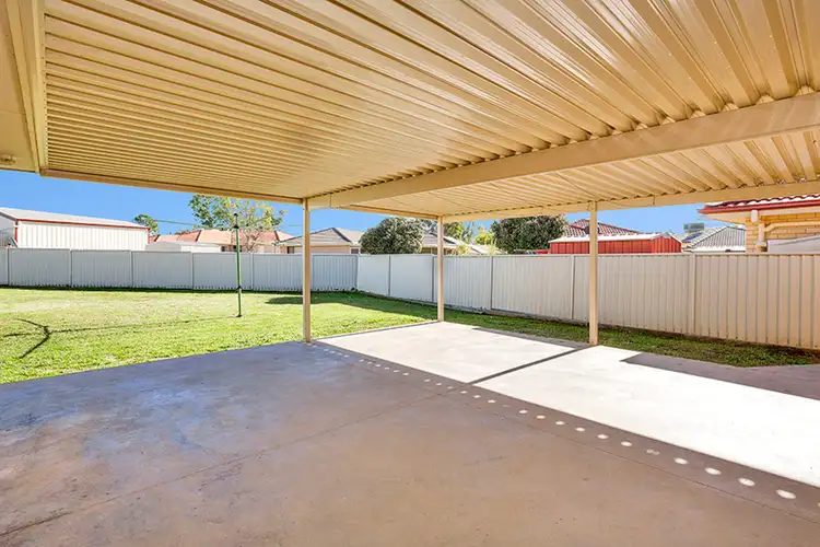 Sixth view of Homely house listing, 8 Burdekin Place, Tamworth NSW 2340