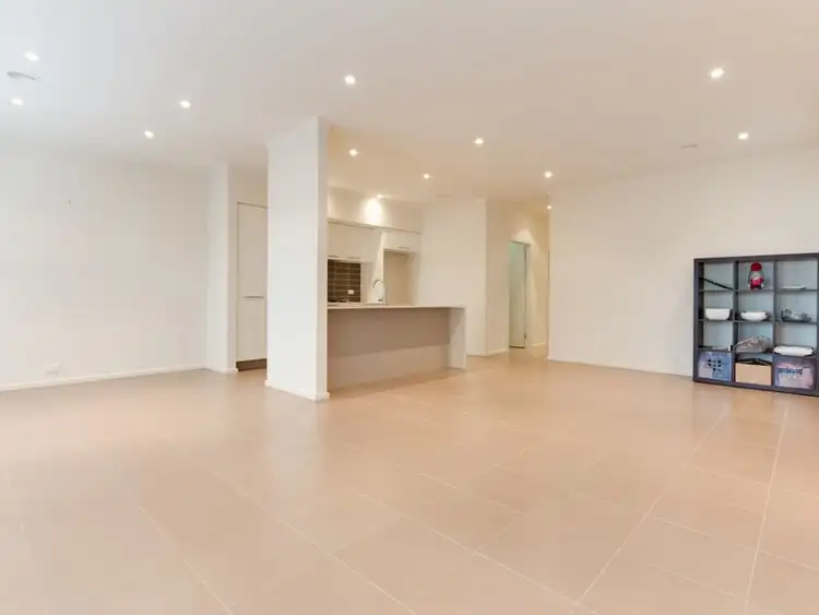 Third view of Homely townhouse listing, 5 Barrier Reef Circuit, Endeavour Hills VIC 3802
