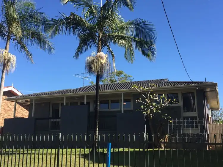 10 Lachlan Street