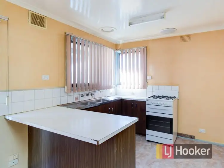 Fifth view of Homely house listing, 1 Pisa Court, Doveton VIC 3177