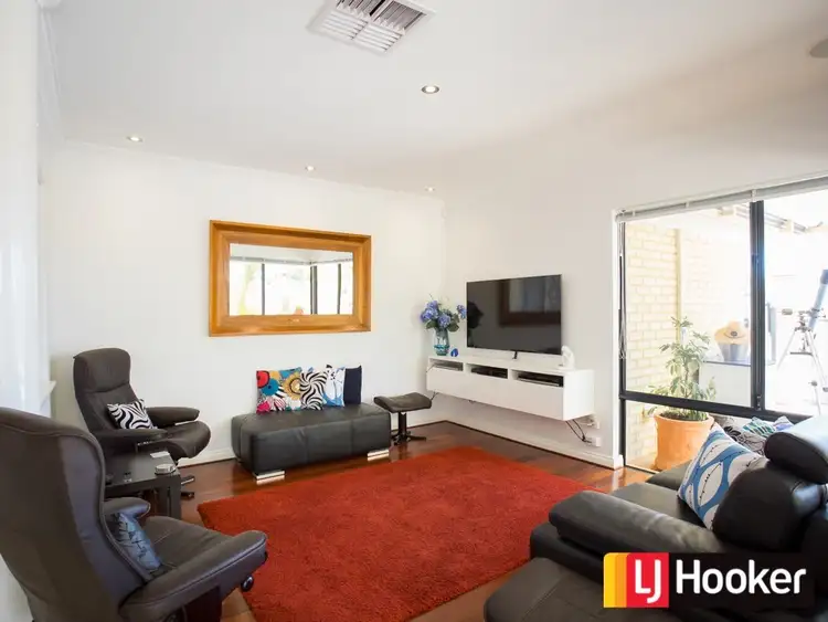 Seventh view of Homely house listing, 3 Wisley Court, Canning Vale WA 6155
