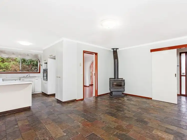 Sixth view of Homely house listing, 2 Carpenter Close, Calwell ACT 2905