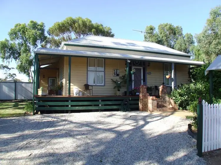 14 Radnor Road, York WA 6302