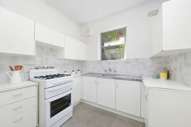 Third view of Homely apartment listing, 2/112 Alison Road, Randwick NSW 2031