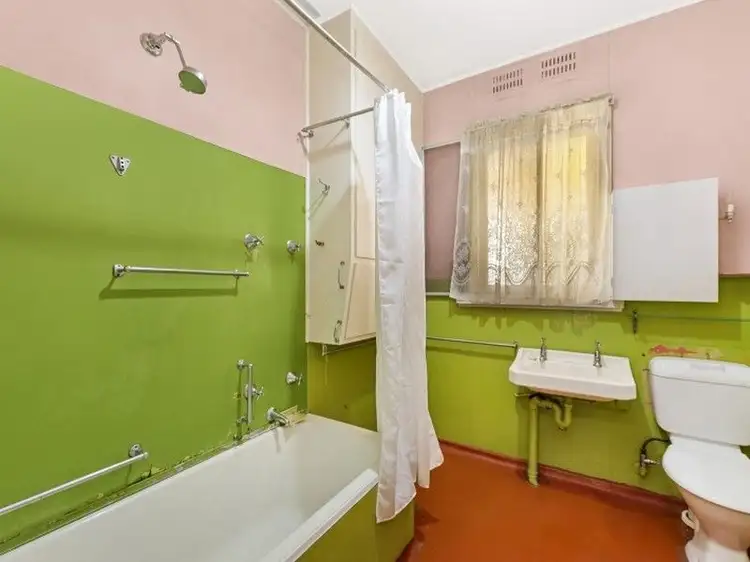Fourth view of Homely house listing, 68 Ross Road, Queanbeyan NSW 2620
