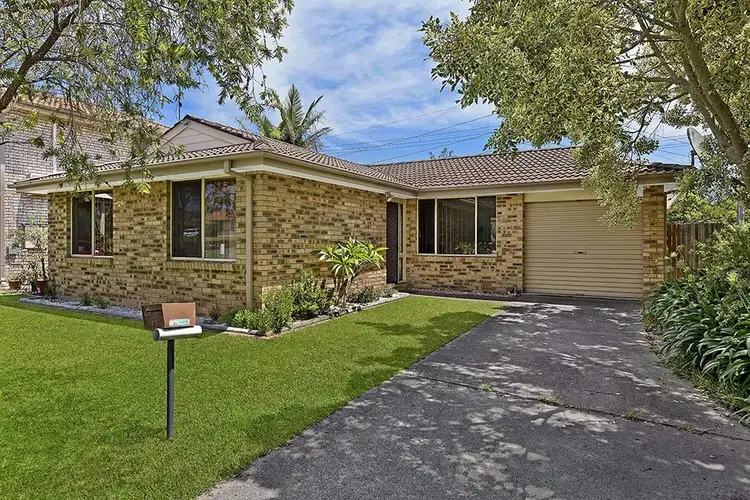 13/1 Hobbs Close, Bateau Bay NSW 2261